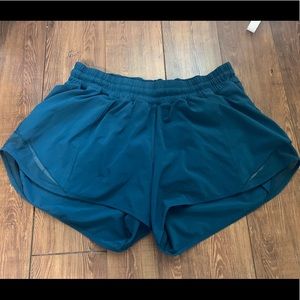 Lulu lemon HOTTY HOT